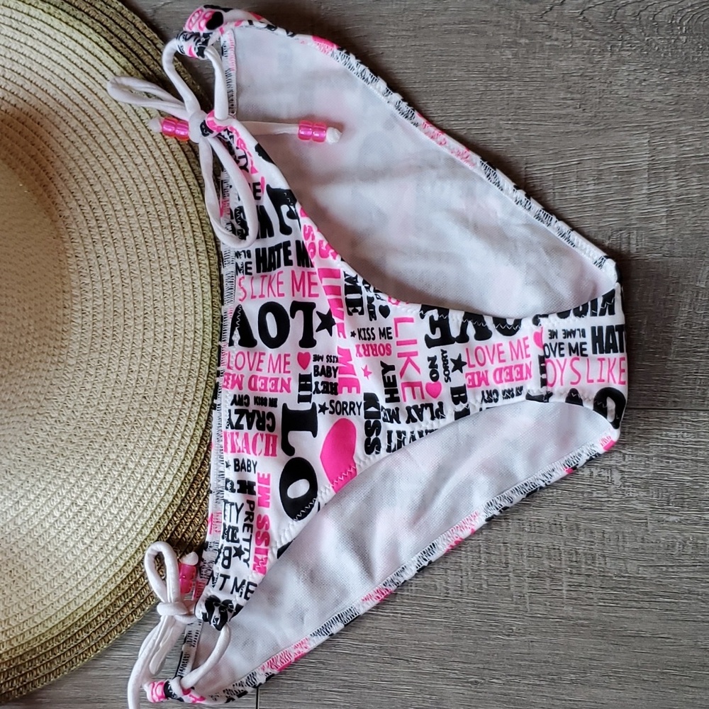 NWT vintage Dangerous curves Love bikini. Size small - Picture 6 of 12